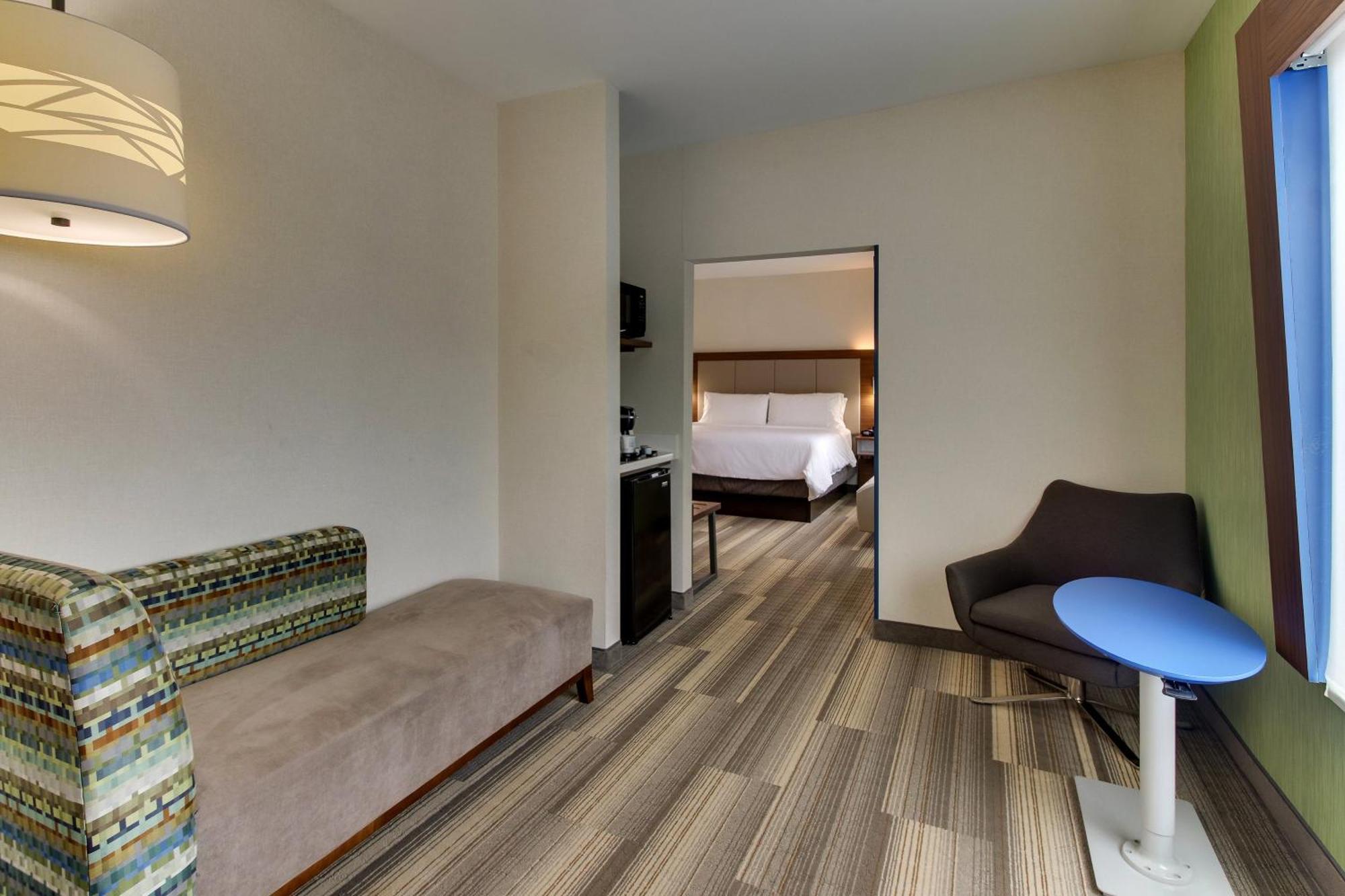 Holiday Inn Express & Suites Ithaca By Ihg Экстерьер фото